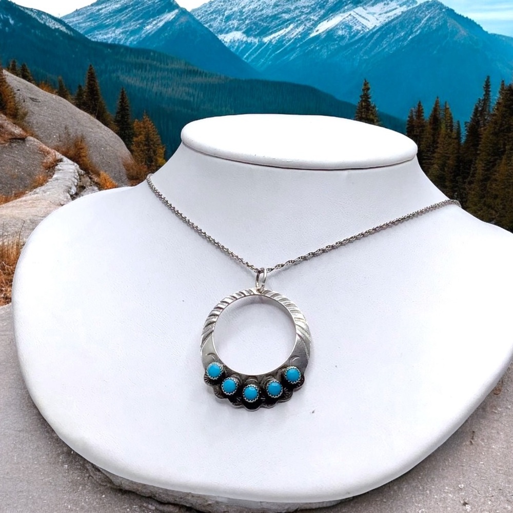 🌺Vintage Zuni Sterling & ClusterTurquoise Necklace
